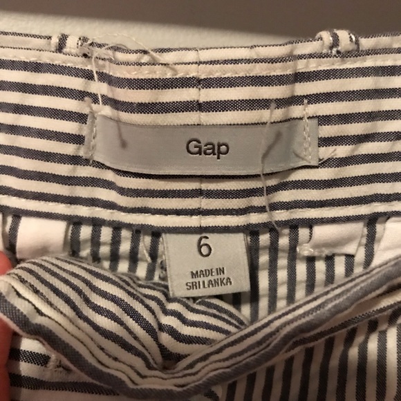 Seersucker shorts - Picture 2 of 2